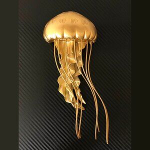 Elegant Gold Jellyfish Wall Decor